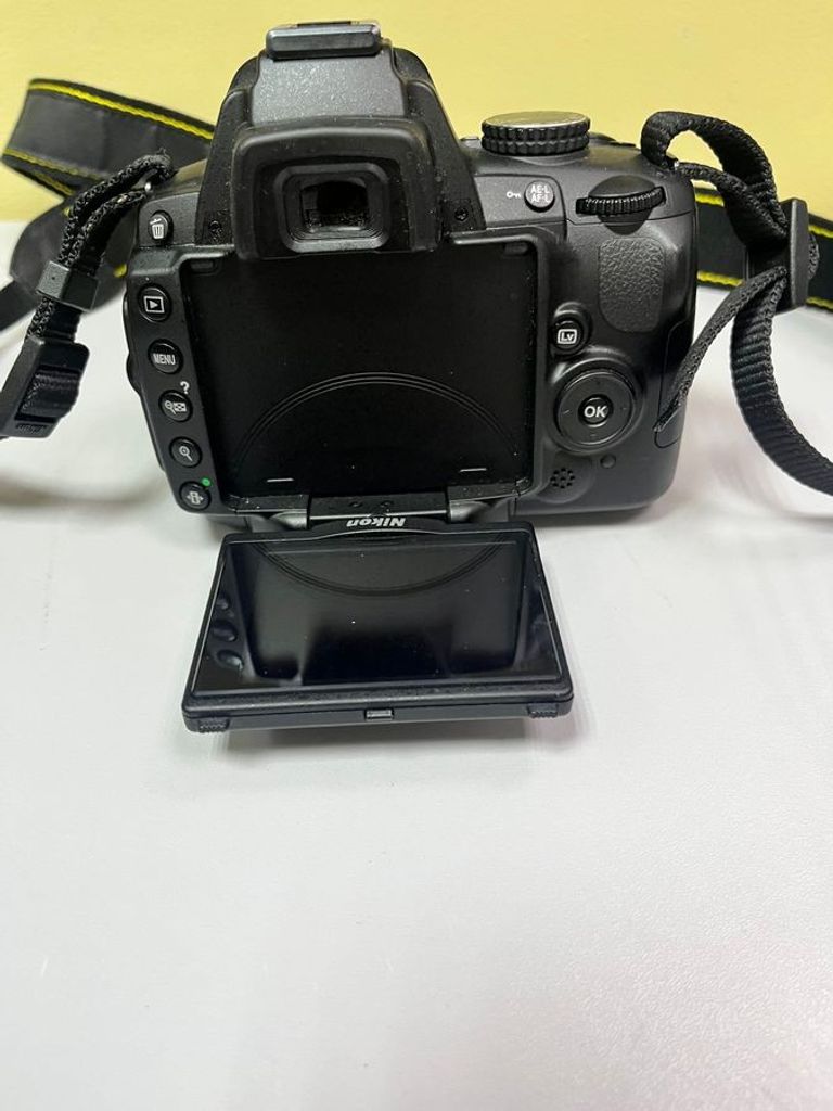 Nikon d5000 + nikon af-s dx nikkor 18-105mm f/3,5-5,6g ed vr Код:01-200902883. Зображення 5