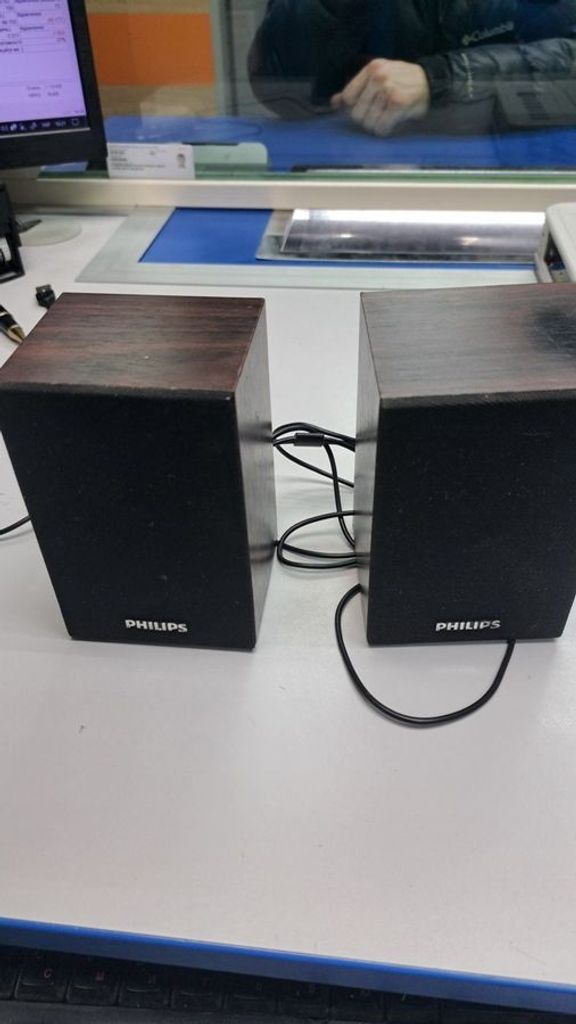 Дешево Philips spa20/12 з ломбарду