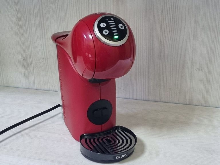 Дешиво Krups Nescafe Dolce Gusto Genio S Plus KP340510 с ломбарда