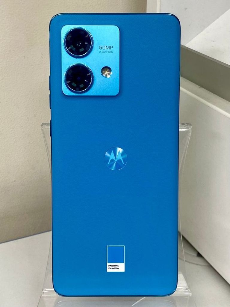 Купити Motorola edge 40 neo 12/256gb Б/У