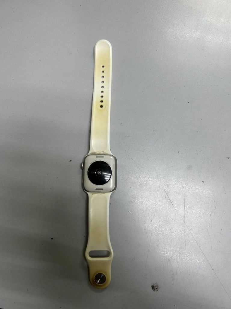 Купить Apple watch se 2 gps + cellular 44mm aluminum case Б/У