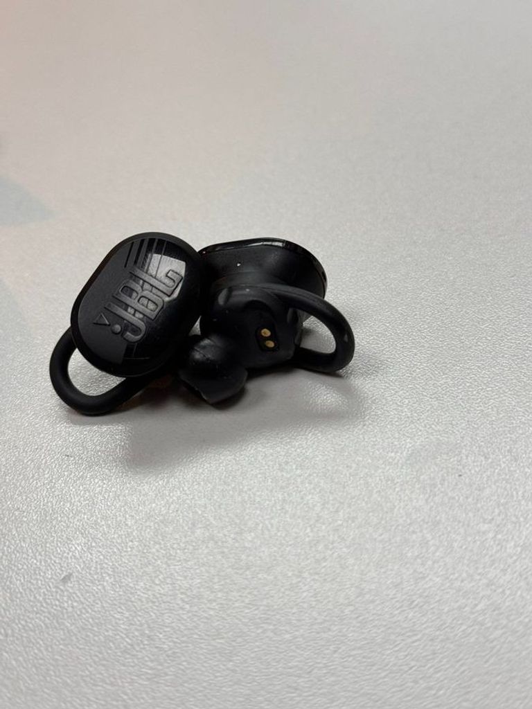 Оголошення Jbl endurance race Б/У