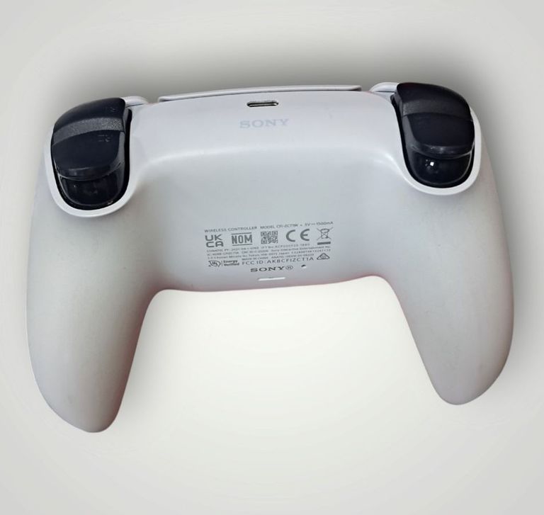 Оголошення Sony DualSense Black Б/У