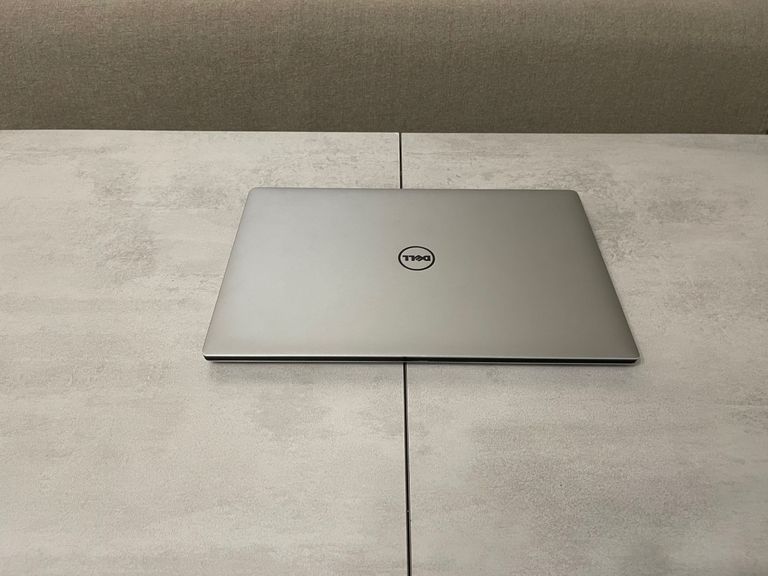 Dell XPS 15 9560, 15,6" 4K IPS сенсорний, i7-7700HQ, 16GB, 256GB, GeForce GTX 1050 4GB Код:null. Зображення 5