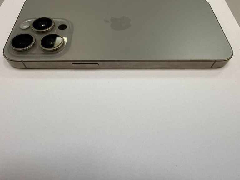 Apple iphone 15 pro max 256gb Код:01-200920497. Зображення 7