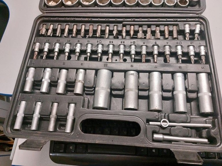 Оголошення Champion без моделі Б/У