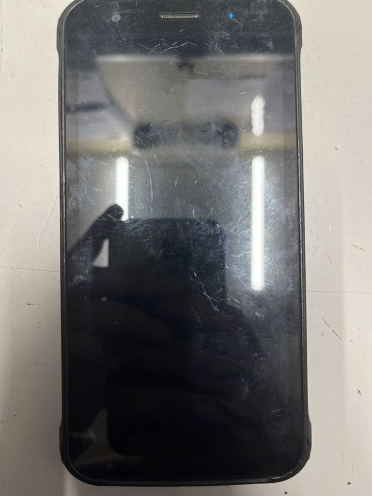 Дешиво Blackview BV4900 3/32GB Black с ломбарда