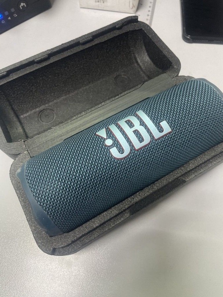 Объявление Jbl flip 6 Б/У