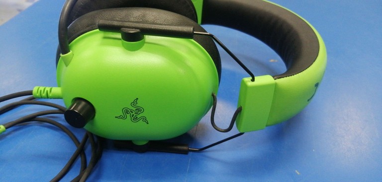 Дешево Razer blackshark v2 x з ломбарду