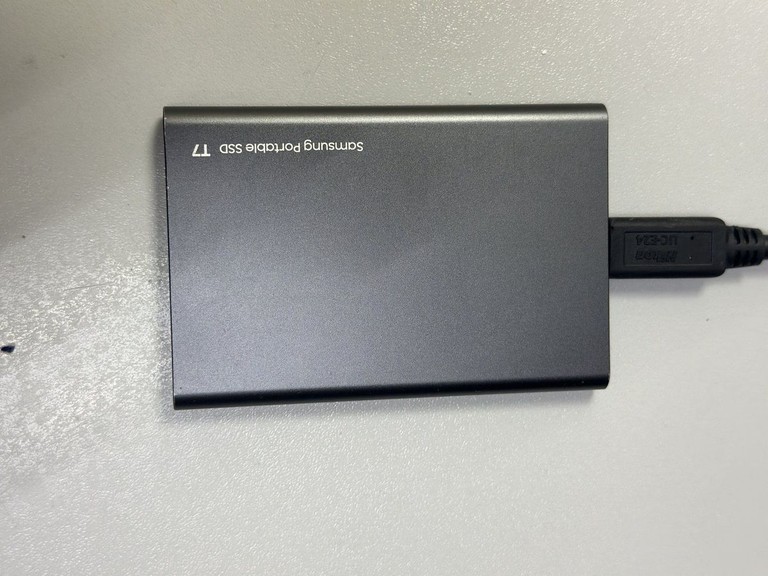 Купити Samsung t7 500 gb Б/У