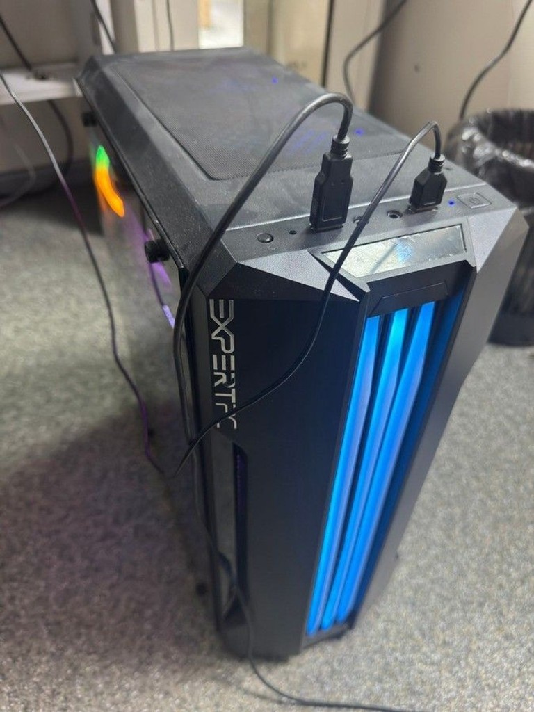 Оголошення Пк amd ryzen 5 3600/ram 16 gb/hdd відсутній/ssd 1000 gb/nvidia rtx 3060 (geforce) 8gb gddr6 128bit Б/У