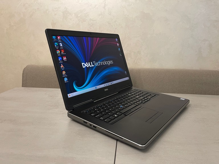 Дешево Dell Precision 7710, 17,3" з ломбарду