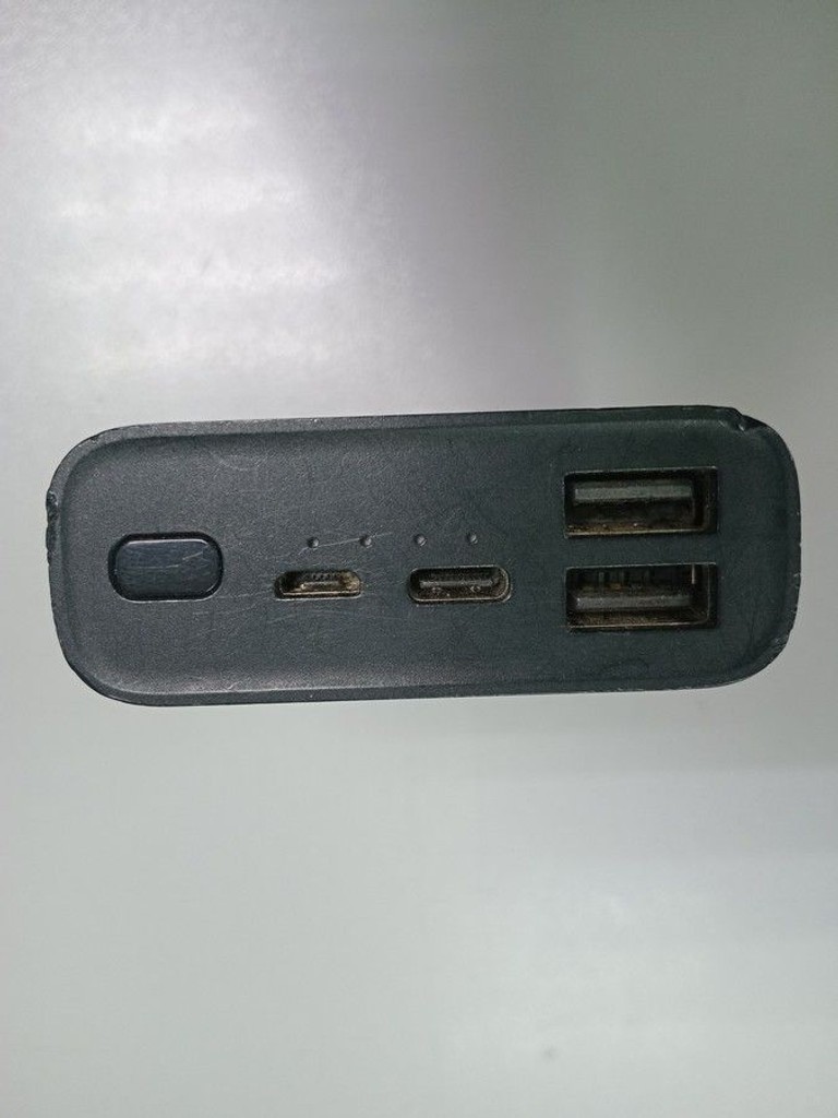 Дешиво Xiaomi pb1022zm с ломбарда
