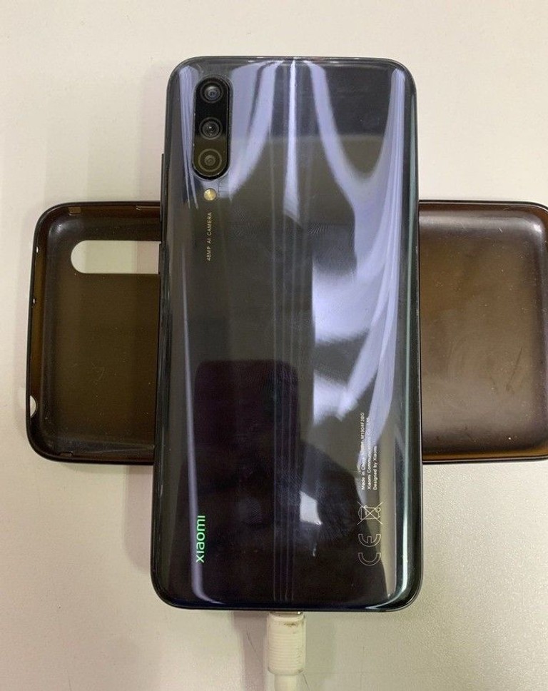 Дешево Xiaomi Mi 9 Lite 6/64GB Blue з ломбарду