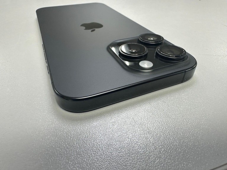 Apple iphone 16 pro max 256gb Код:01-200973786. Зображення 11