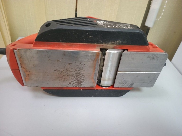 Дешево Black&Decker kw712 з ломбарду