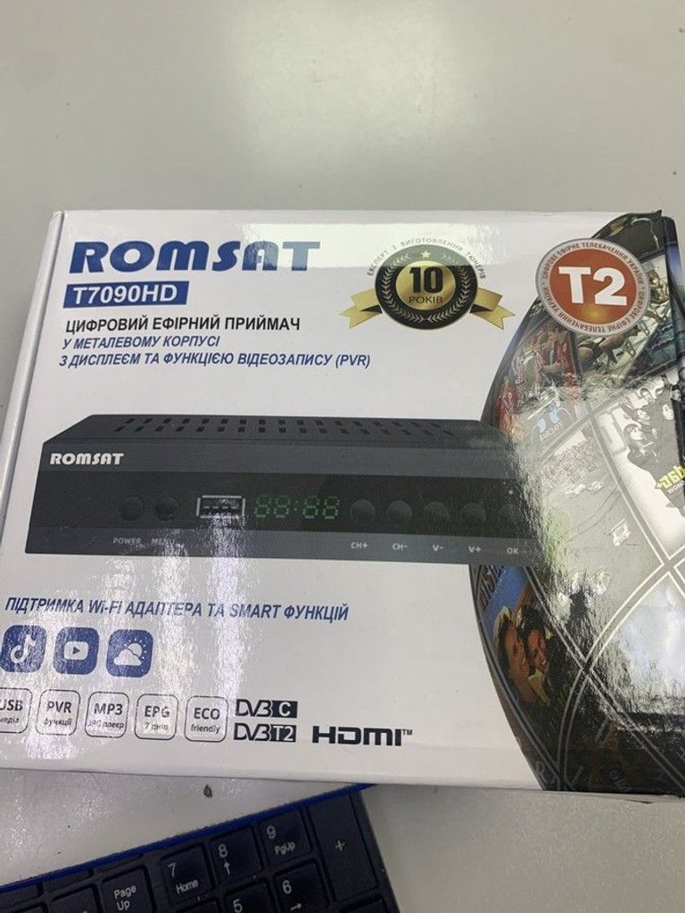Дешево Romsat t7090hd з ломбарду