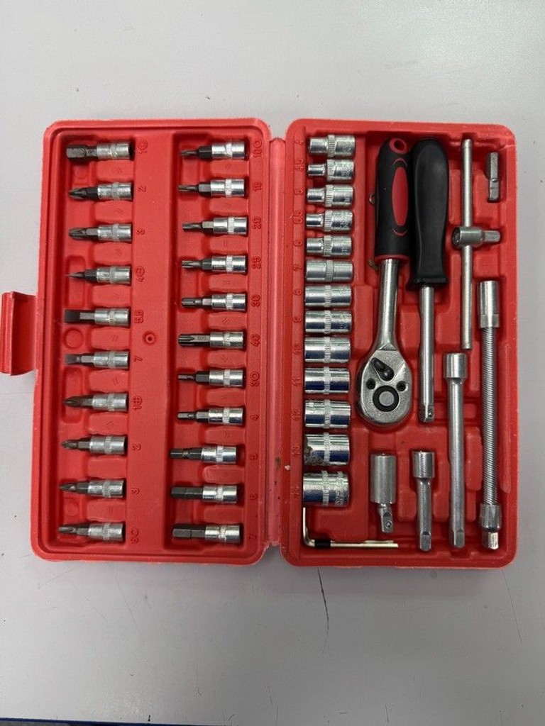 Купити New Tools 46pcs Б/У