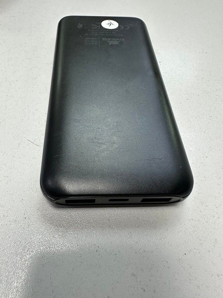 Дешево Rivacase VA2031 10000mAh Black з ломбарду