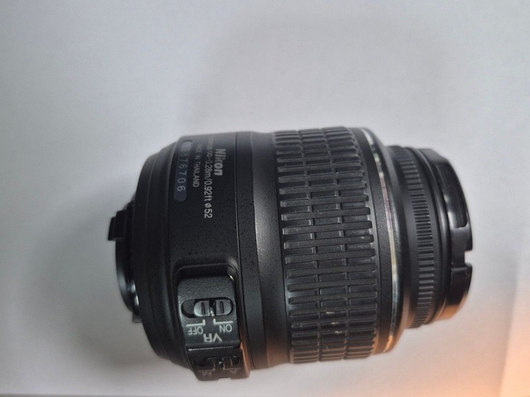 Купити Nikon af-s nikkor 18-55mm 1-3.5-5.6 g vr Б/У