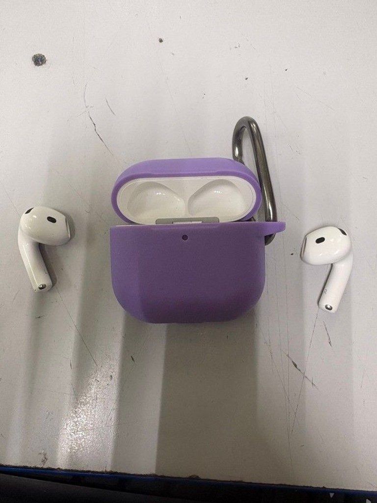 Розпродаж Apple airpods 4, продавець Техноскарб