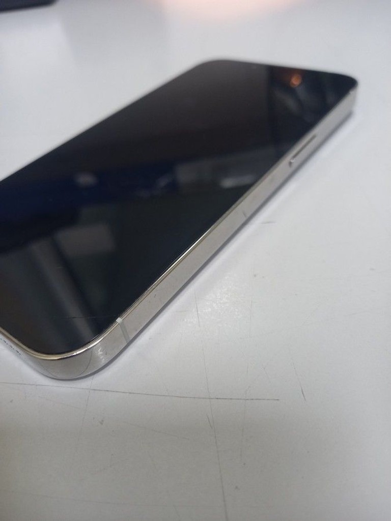 Apple iphone 13 pro 256gb Код:01-201037871. Зображення 6