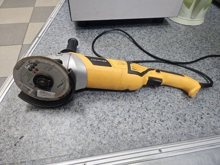 Дешево Compass AG58-1T з ломбарду