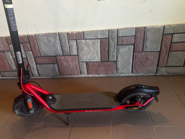 Дешево Ninebot SEGWAY KickScooter D38D з ломбарду
