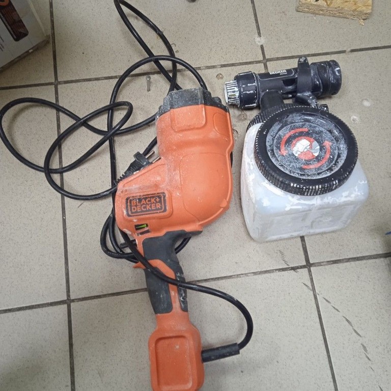 Купити Black&Decker hvlp200 Б/У