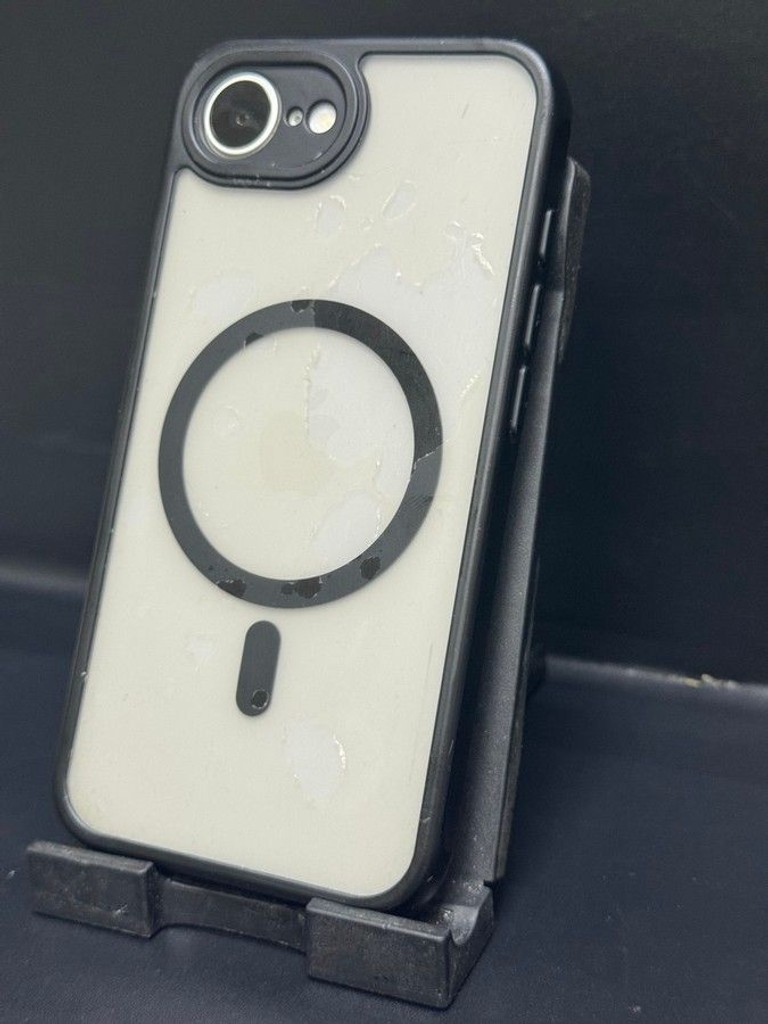 Apple iPhone 17e 256GB White Код:01-201105041. Зображення 7