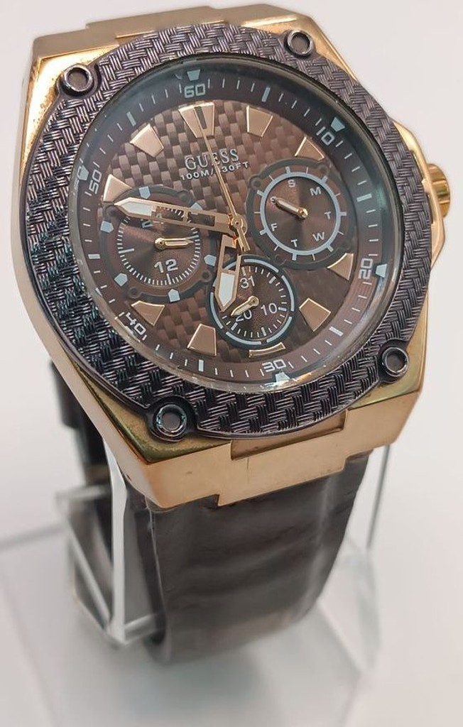 Купить Guess W1058G2 Б/У