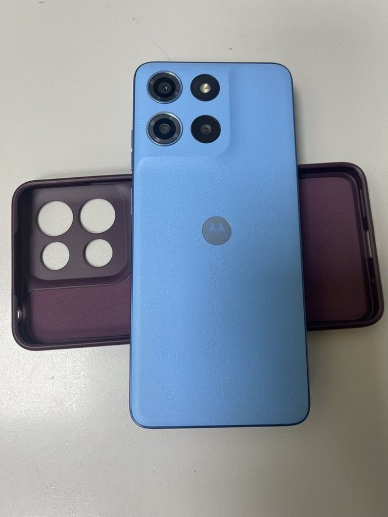 Оголошення Motorola moto g17 power 8/256gb evening Б/У