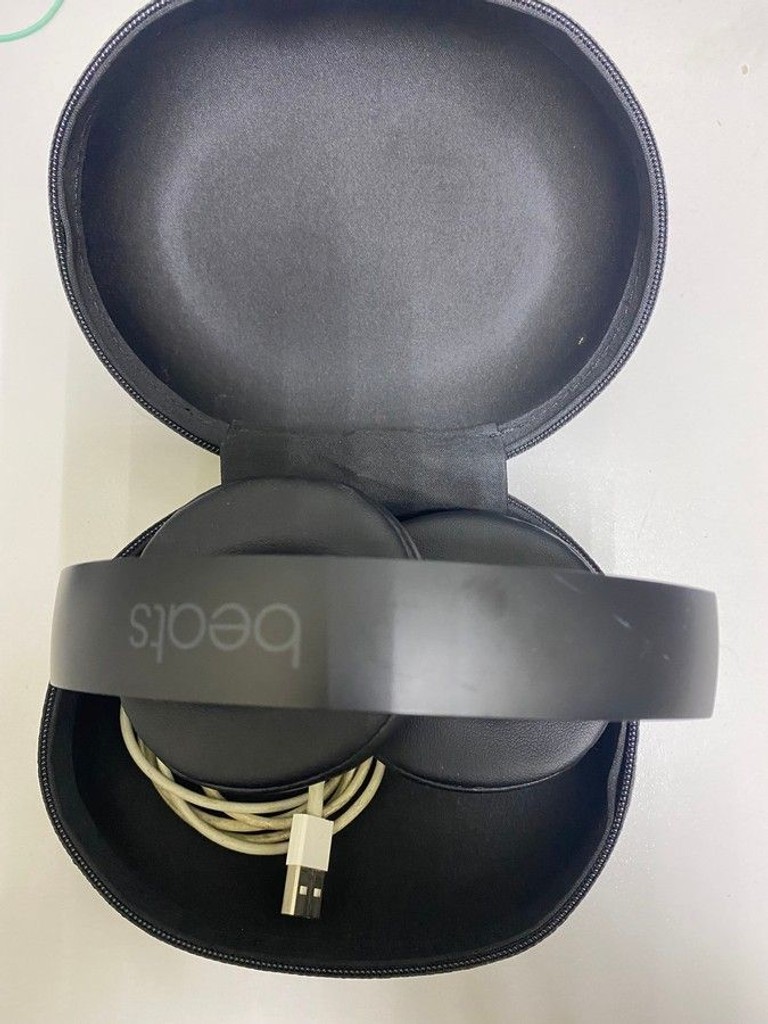 Купить Monster beats by dr. dre solo pro Б/У