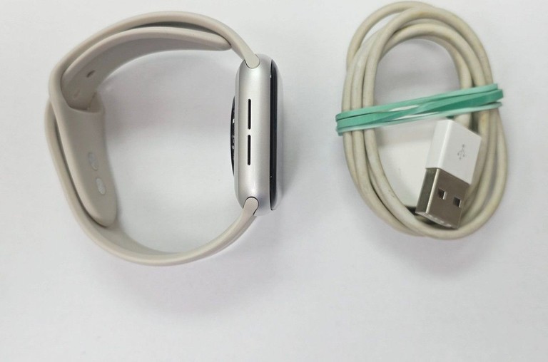 Распродажа Apple watch se 2 gps 40mm aluminium case, продавец Техноскарб