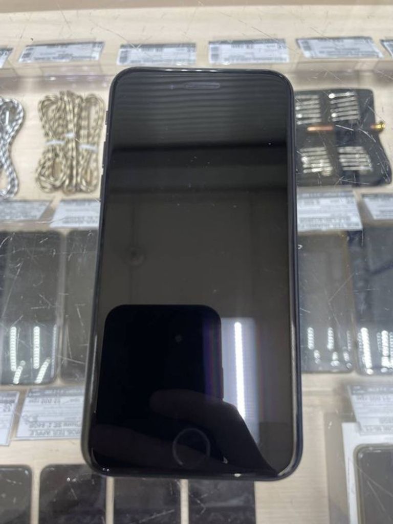 Розпродаж Apple iphone se 2 64gb, продавець Техноскарб