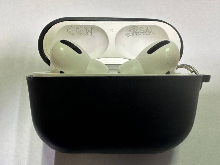 Apple AirPods Pro (MWP22)