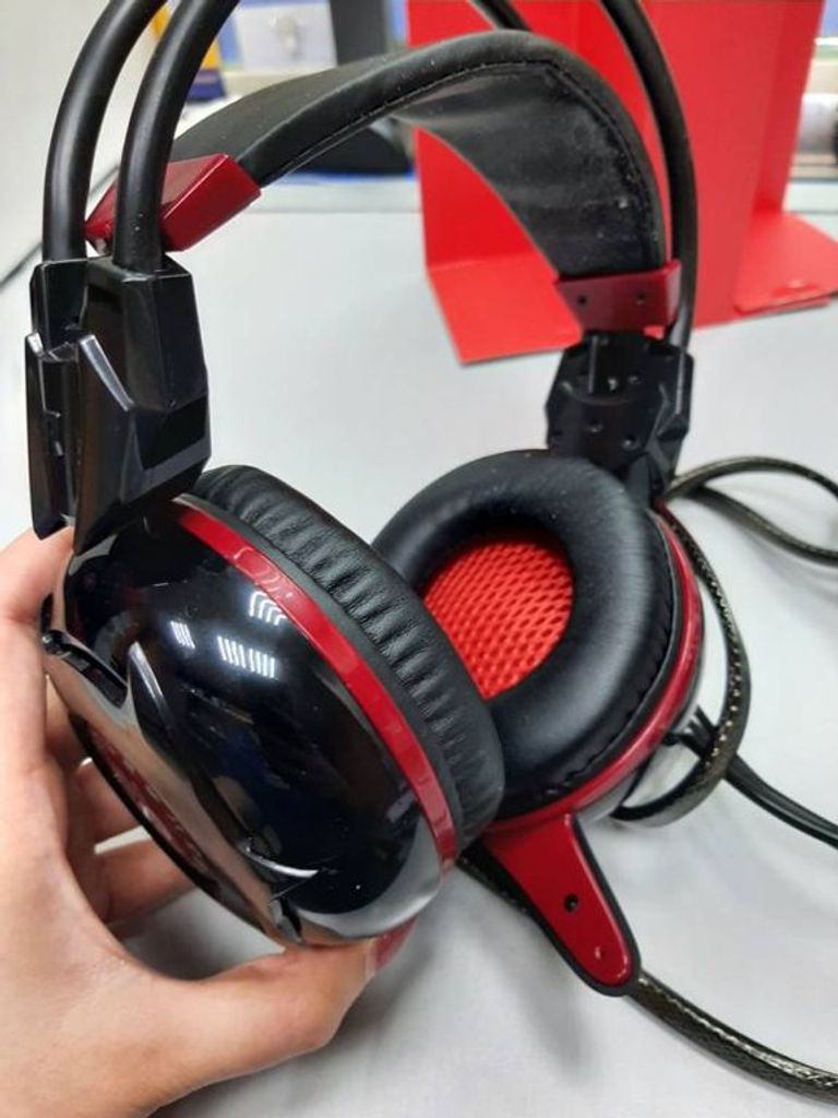 Bloody g300/red