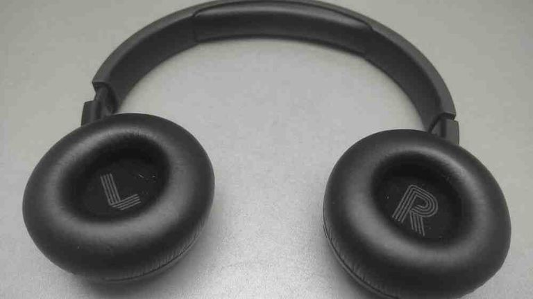 Оголошення Jbl tune 670nc Б/У