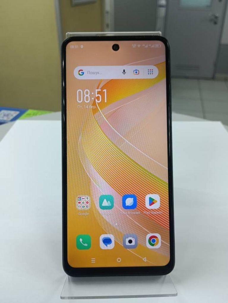 Дешево Infinix smart 8 4/128gb з ломбарду