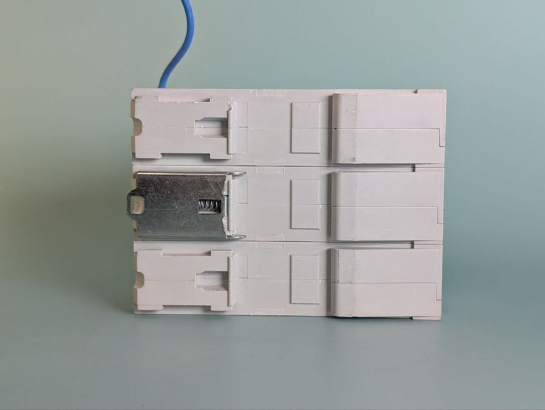 Автоматичний вимикач селективний 35А, 3-полюсний, E-Character. HTN335E. Новий. Код:null. Изображение 5