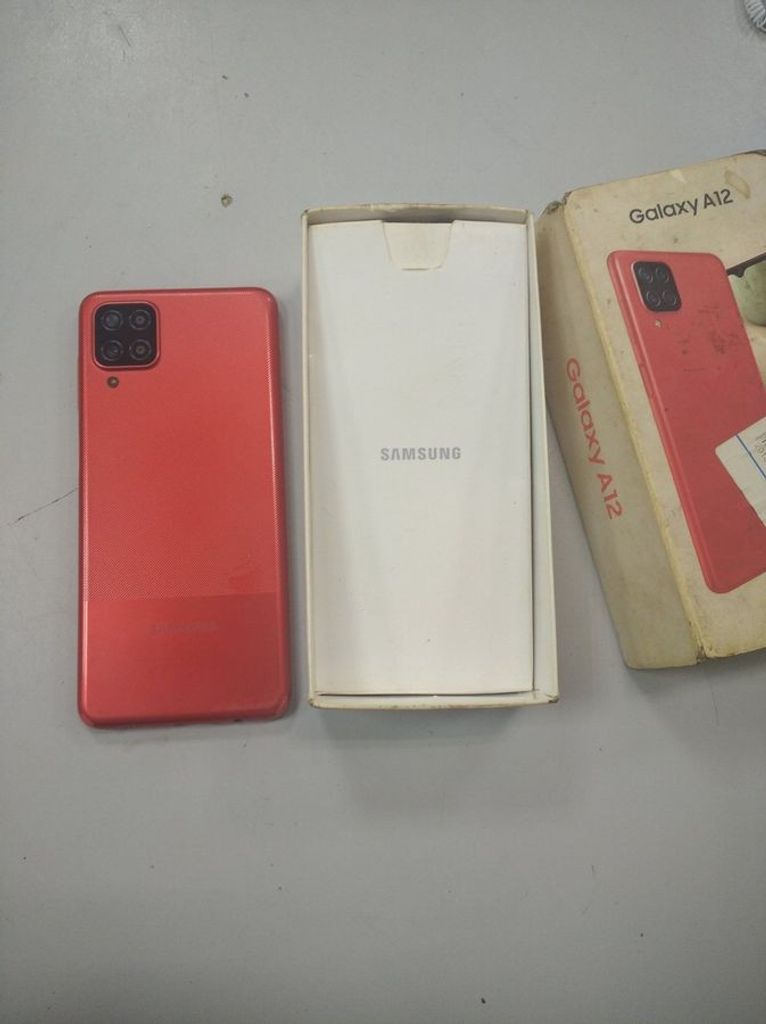 Оголошення Samsung galaxy a12 a127f 4/64gb Б/У