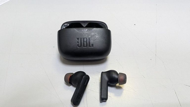 Дешиво Jbl tune 235nc с ломбарда