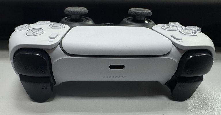 Sony PlayStation 5 825GB Код:01-200584374. Зображення 15