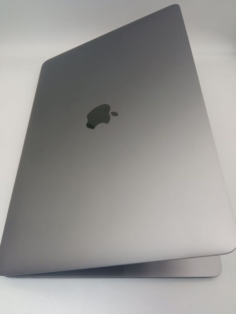 Дешиво Apple MacBook Air 13'' Late 2020 с ломбарда