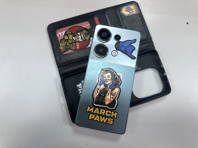 Оголошення Xiaomi Redmi Note 13 Pro+ 8/256GB Black Б/У