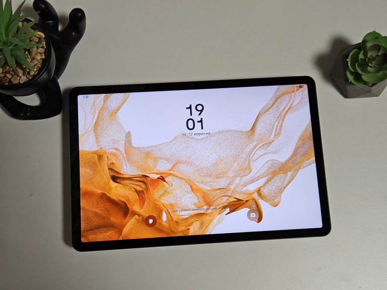 Купити Samsung Galaxy Tab S8 11 8/128GB Wi-Fi Dark Grey (SM-X700NZAA) Б/У