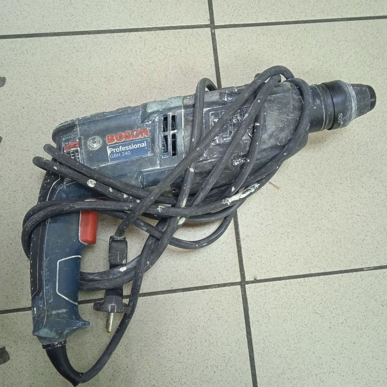 Купити Bosch gbh 240 Б/У