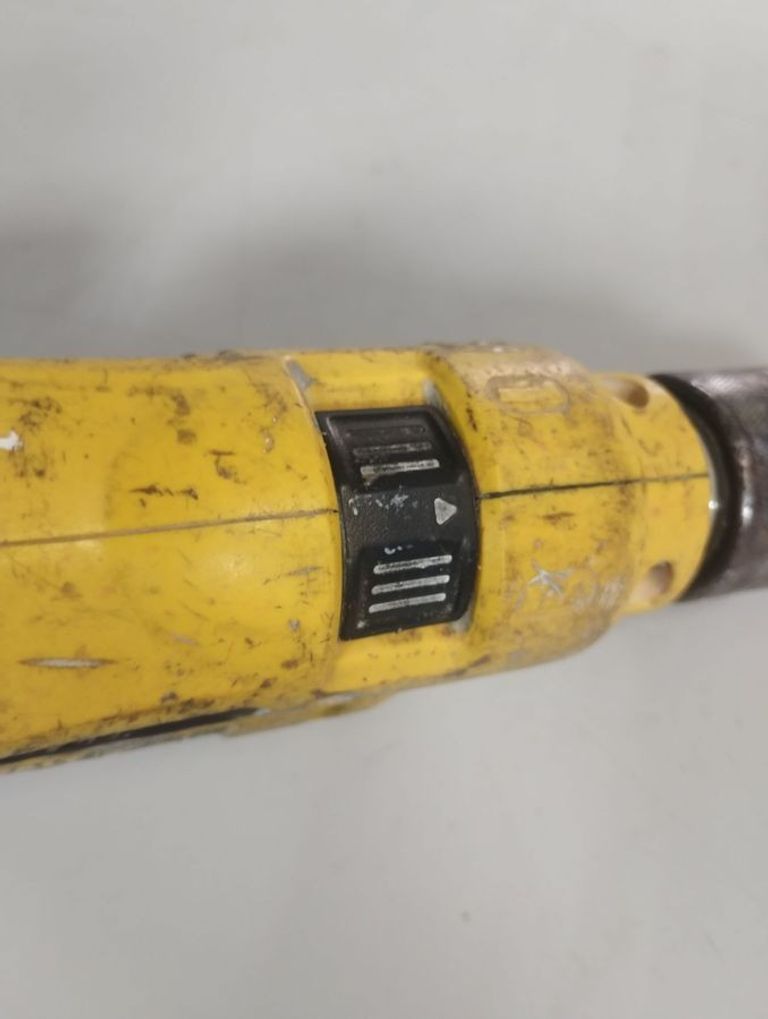 Розпродаж Dewalt dwd024-qs, продавець Техноскарб