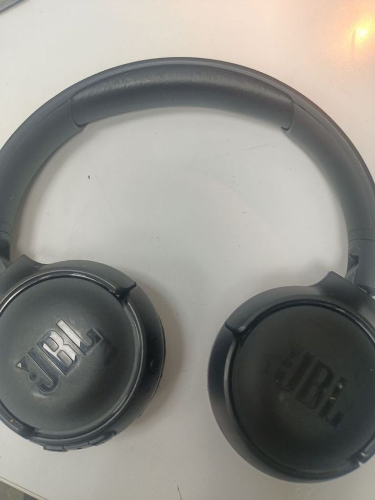 Дешево Jbl tune 560 bt з ломбарду