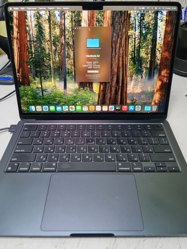 Купить Apple macbook air 13,6" m2 2022 Б/У